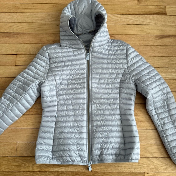 Like new Save the Duck Alexis lightweight puffer jacket in silver blue - Picture 2 of 16